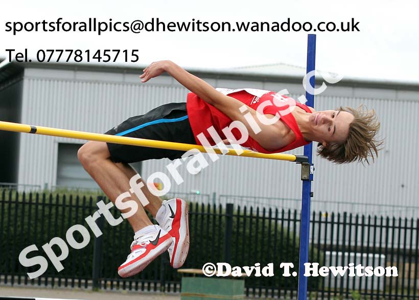 Under-17 high jump, Northern Under-15 and under-17 Championships, Wigan. Photo: David T. Hewitson/Sports for All Pics